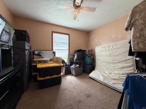 1115 N 9th Street Mitchell IN 47446