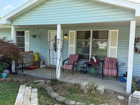 1115 N 9th Street Mitchell IN 47446