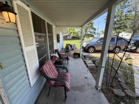 1115 N 9th Street Mitchell IN 47446