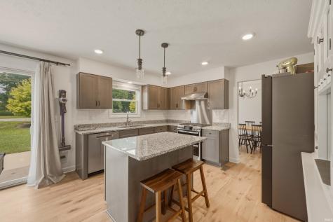 1301 N Wild Pine Drive Yorktown IN 47396