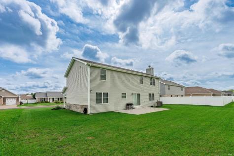 1301 N Wild Pine Drive Yorktown IN 47396