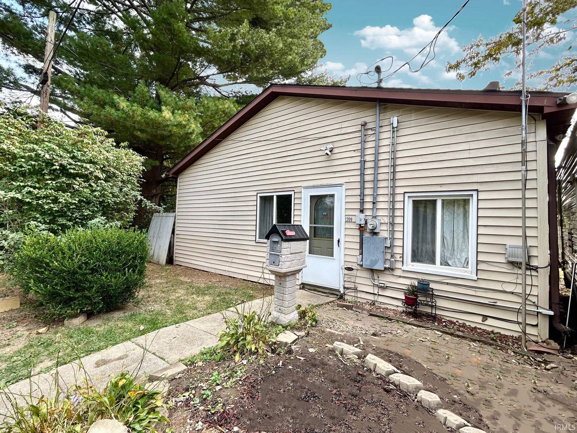 1209 W Cottage Grove Avenue Bloomington IN 47404