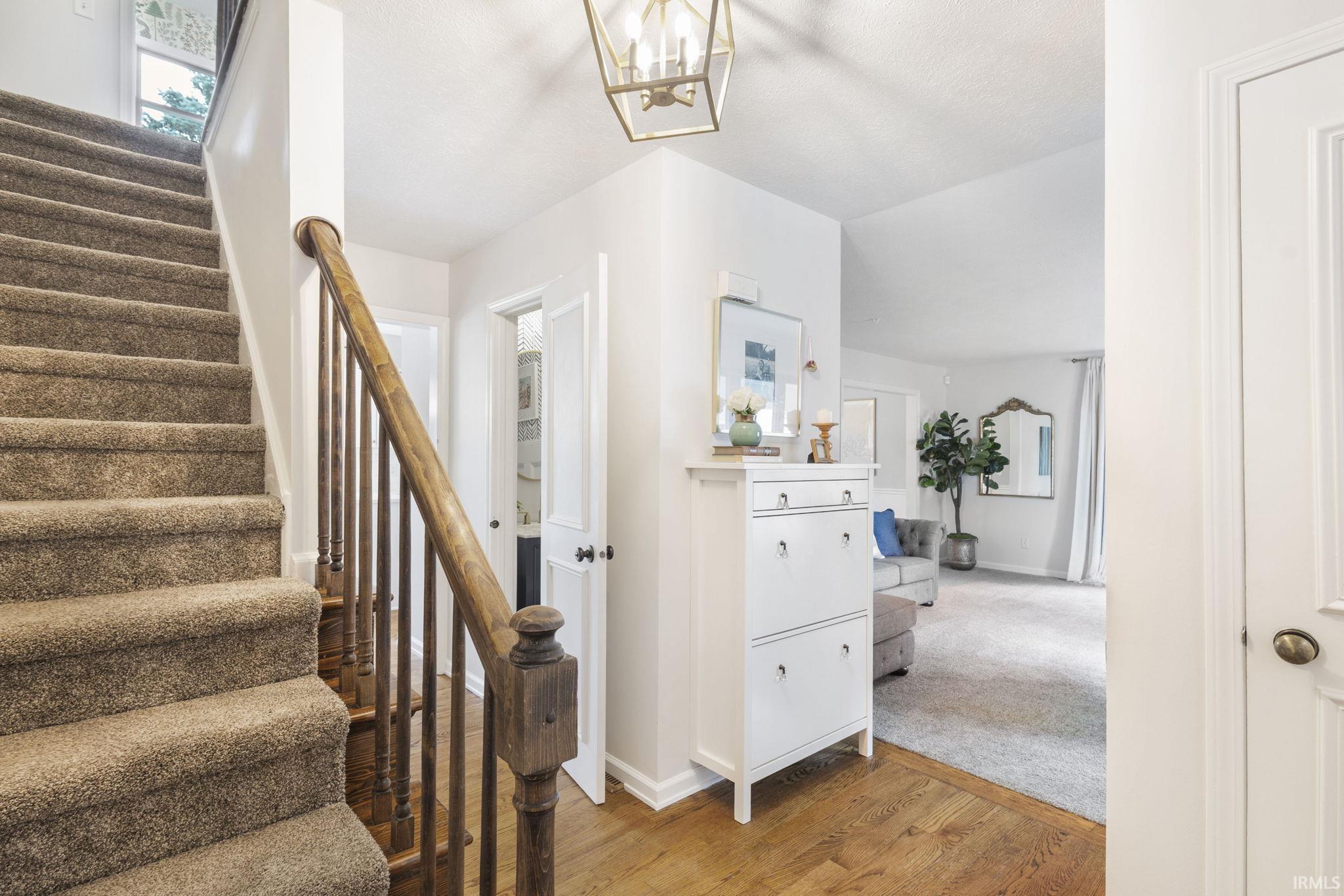 1854 Acorn Lane Mishawaka IN 46544