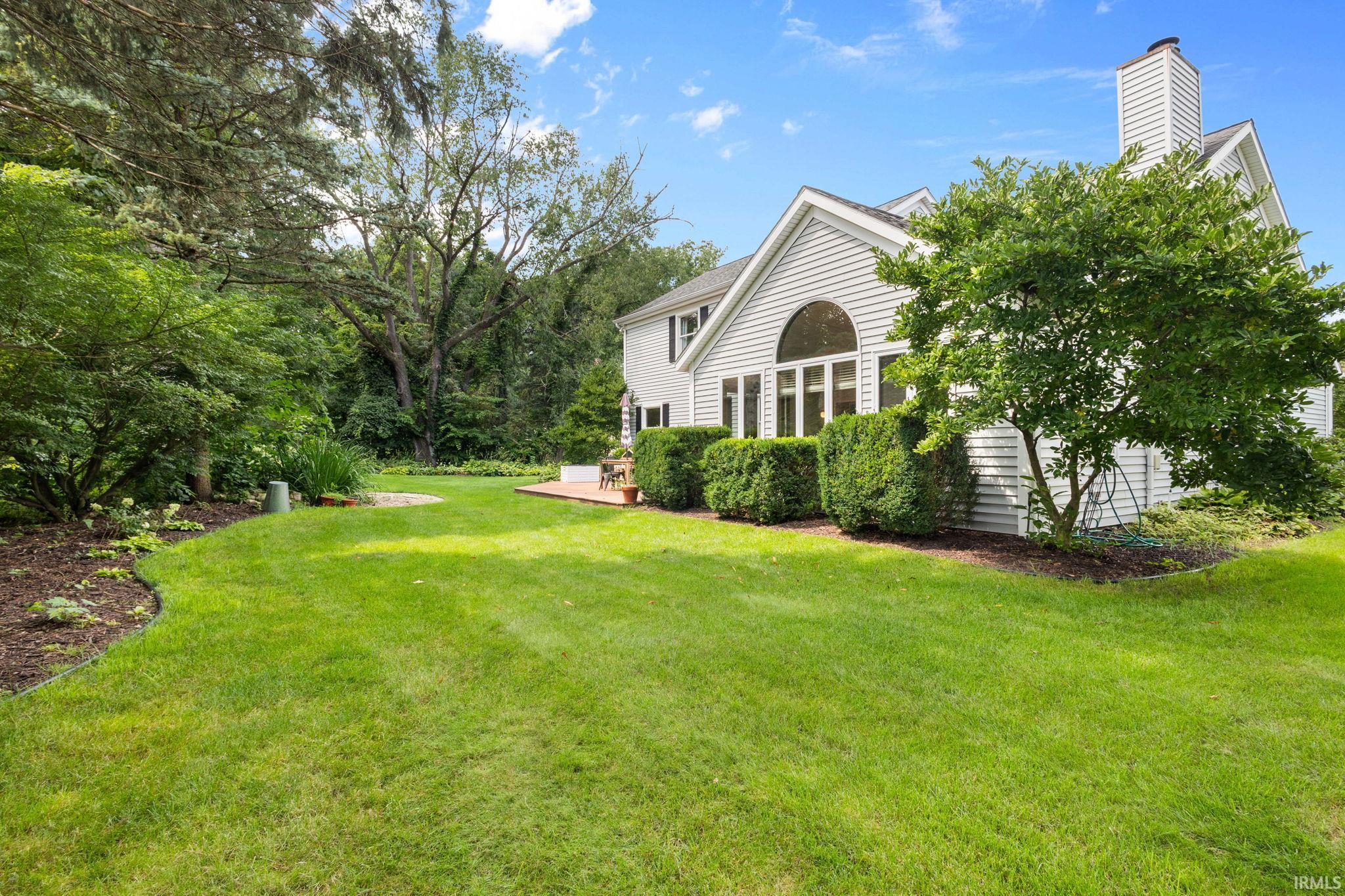 1854 Acorn Lane Mishawaka IN 46544