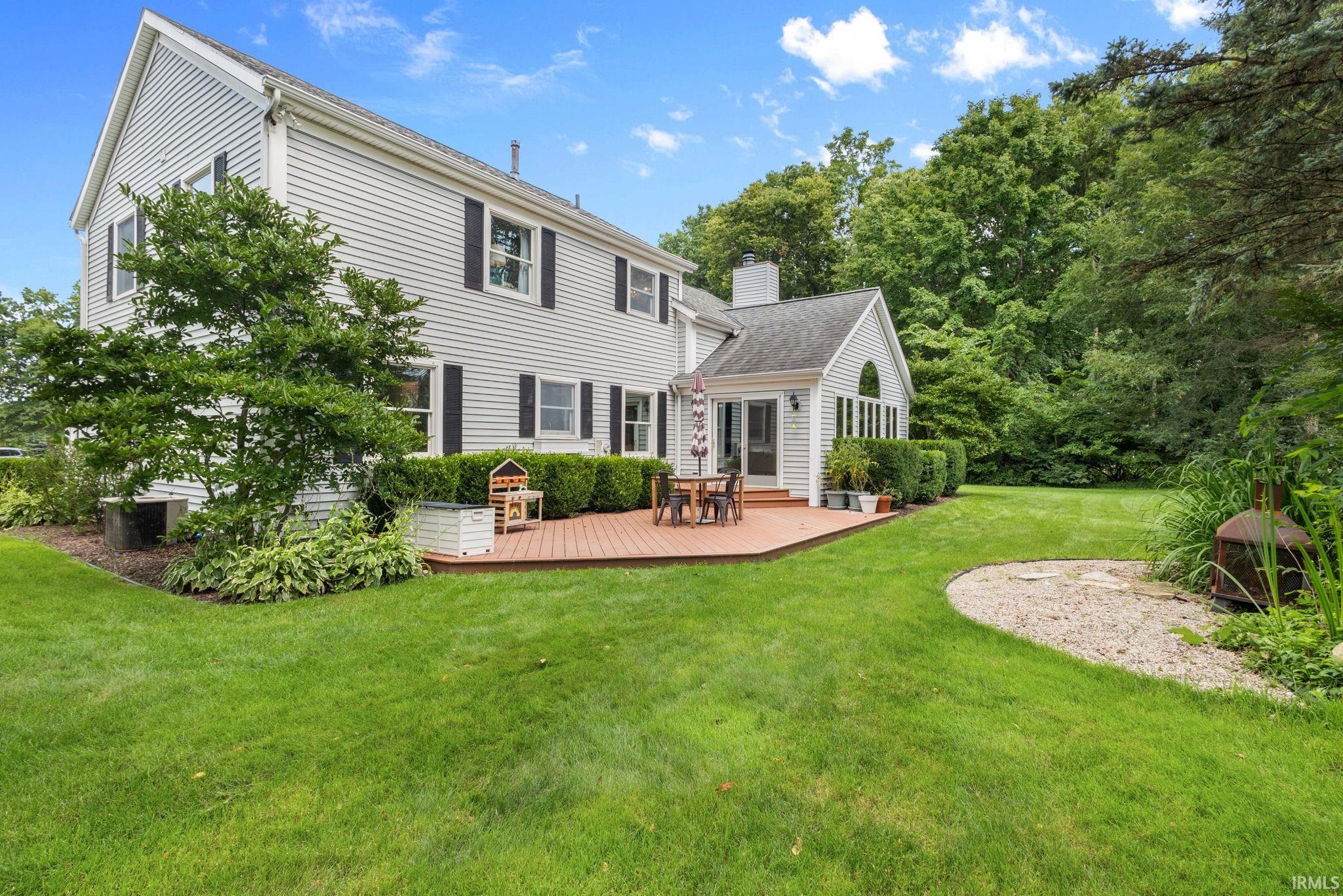 1854 Acorn Lane Mishawaka IN 46544