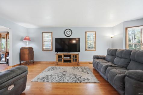 5117 Larekit Lane Fort Wayne IN 46804