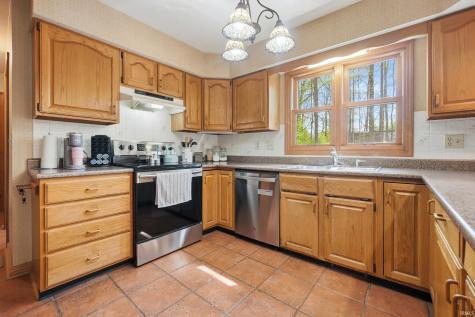 5117 Larekit Lane Fort Wayne IN 46804