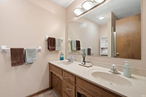 848 Bennett Court Carmel IN 46032