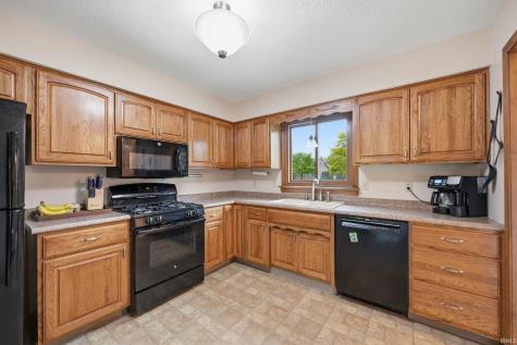 848 Bennett Court Carmel IN 46032