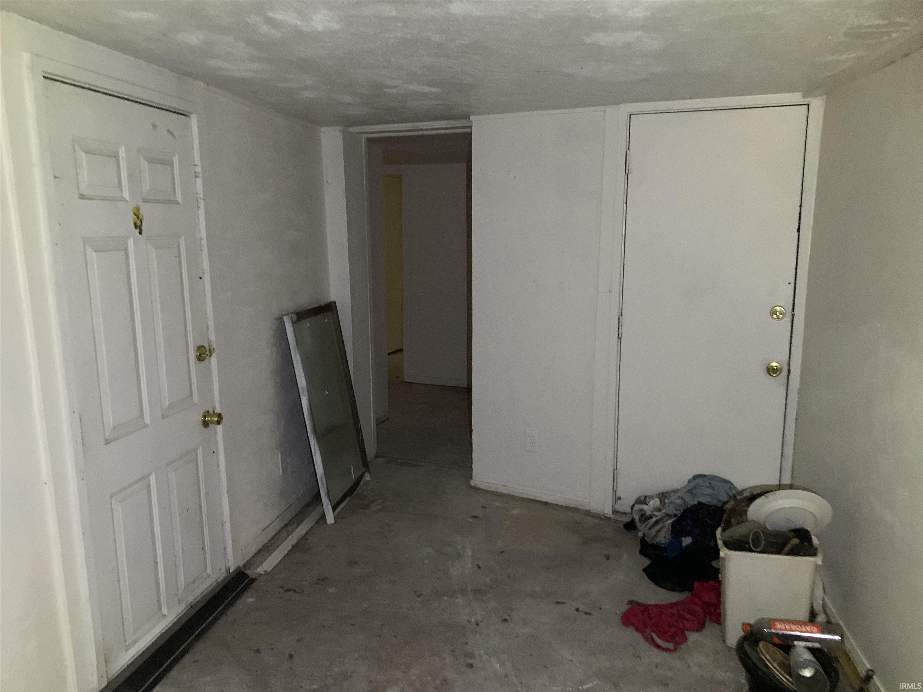 2143 N Johnson Street South Bend IN 46628