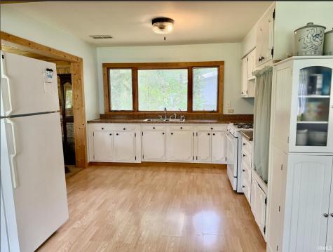 9658 N Downey Drive Monticello IN 47960