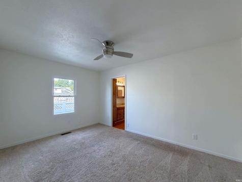 1728 Teasdale Lane Kokomo IN 46902