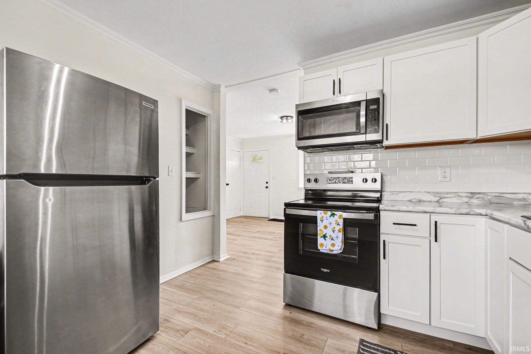 4933 Bloomfield Place South Bend IN 46619