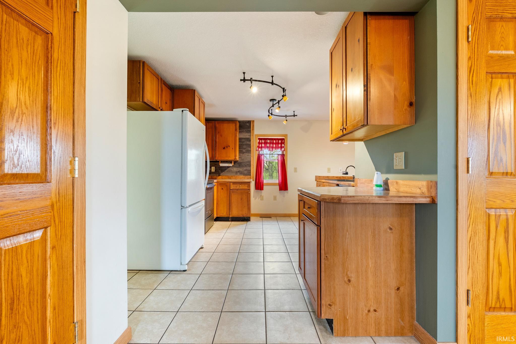 13008 E State Road 114 Akron IN 46910
