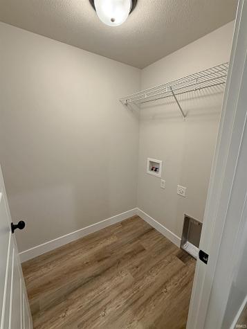 9 Beacon Way Washington IN 47501