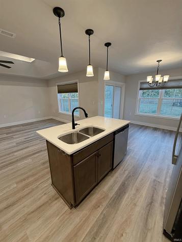 9 Beacon Way Washington IN 47501