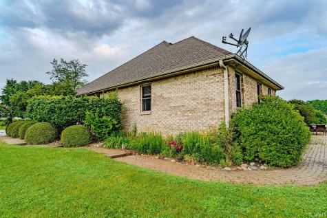 1580 E Garnett Drive Frankfort IN 46041
