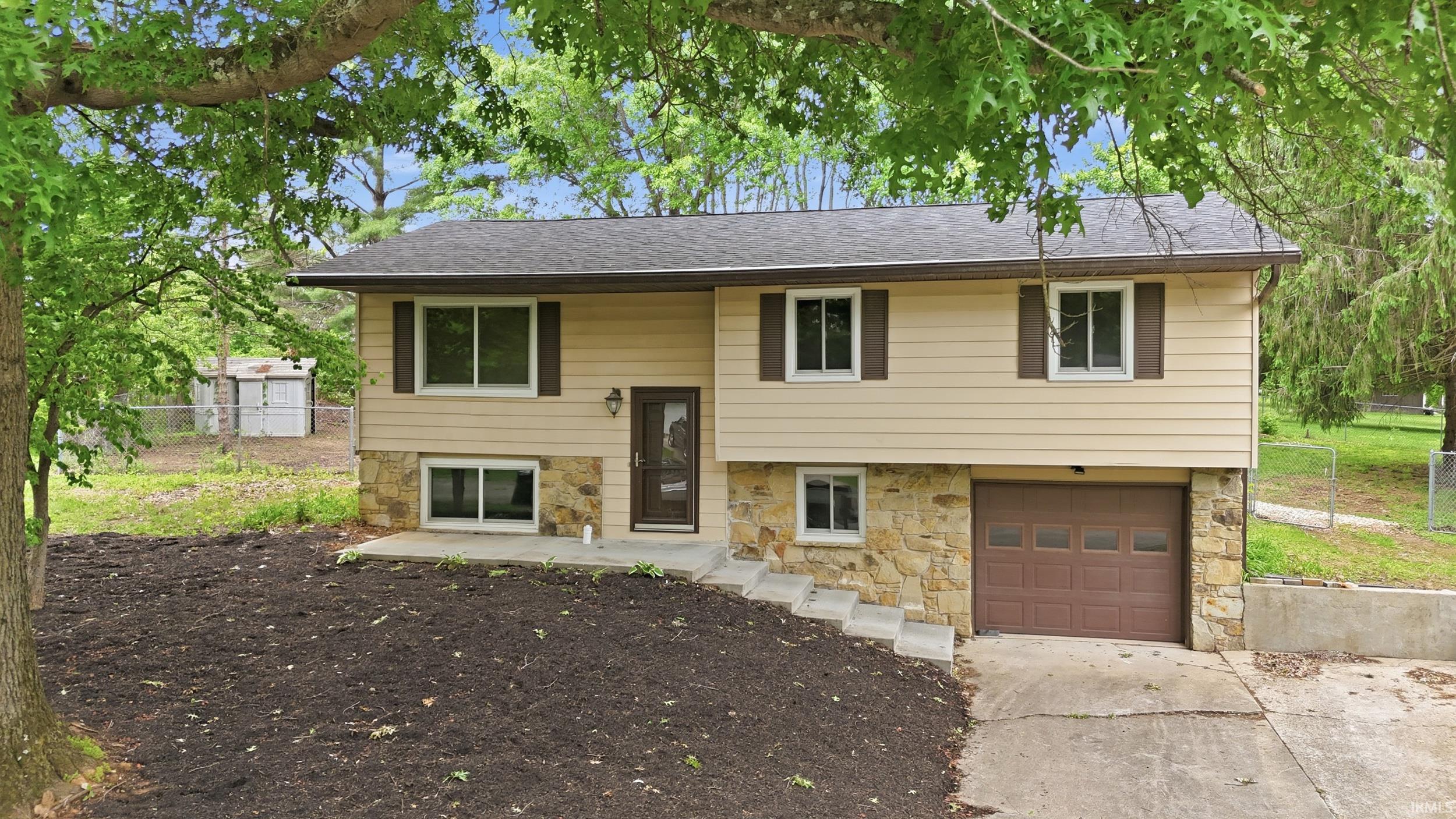 110 S Pine Cone Court Ellettsville IN 47429