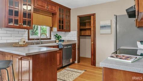 110 S Pine Cone Court Ellettsville IN 47429