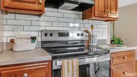 110 S Pine Cone Court Ellettsville IN 47429