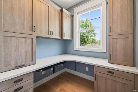 943 E Nicholas Lane Ellettsville IN 47429