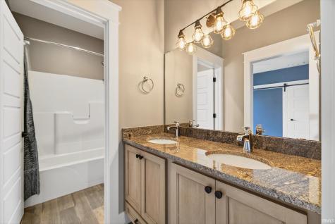 943 E Nicholas Lane Ellettsville IN 47429