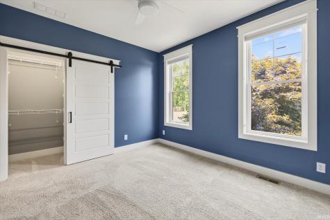 943 E Nicholas Lane Ellettsville IN 47429