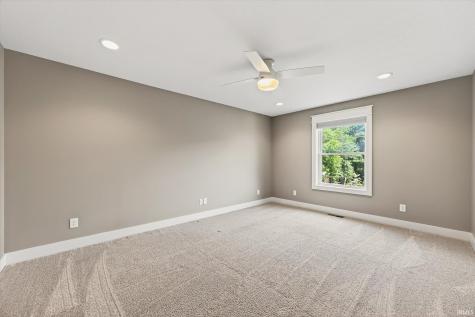 943 E Nicholas Lane Ellettsville IN 47429