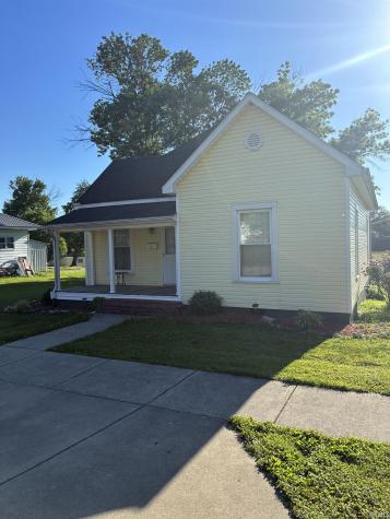 809 N Mason Street Bicknell IN 47512