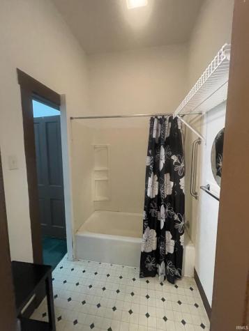 809 N Mason Street Bicknell IN 47512