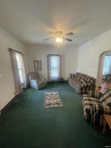 809 N Mason Street Bicknell IN 47512