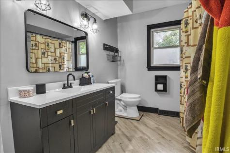 823 E Sherman Street Mount Vernon IN 47620