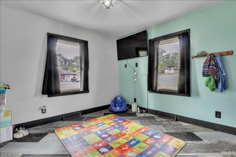 823 E Sherman Street Mount Vernon IN 47620