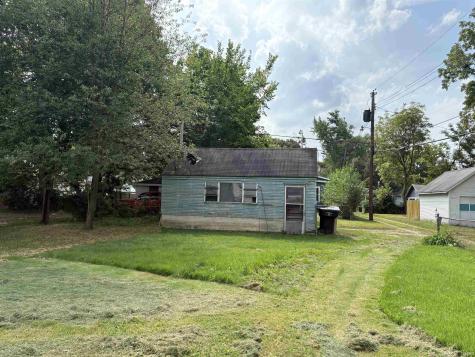 1212 E Dubail Avenue South Bend IN 46613