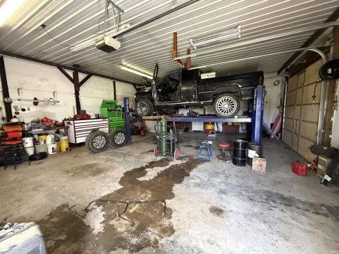 6381 E Co. Road 450 N Otwell IN 47564