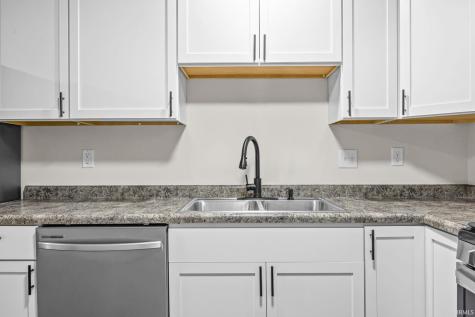 7060 W Crestwood Drive Delphi IN 46923