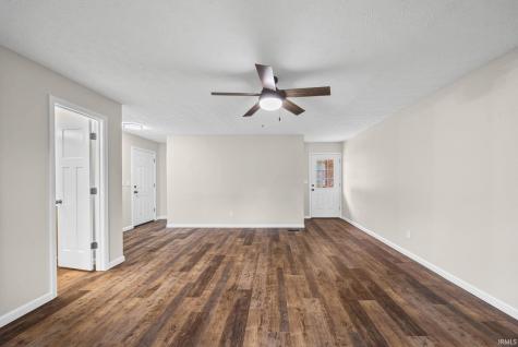 7060 W Crestwood Drive Delphi IN 46923