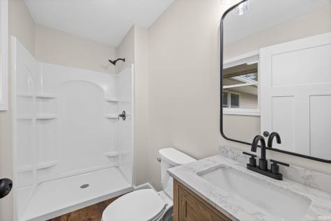 7060 W Crestwood Drive Delphi IN 46923