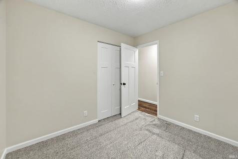 7060 W Crestwood Drive Delphi IN 46923