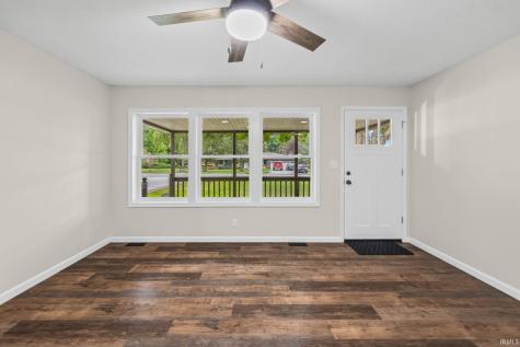 7060 W Crestwood Drive Delphi IN 46923