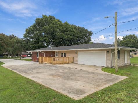 7060 W Crestwood Drive Delphi IN 46923
