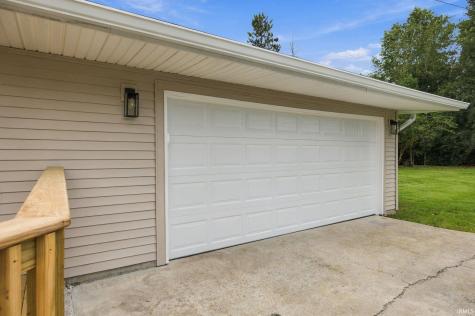 7060 W Crestwood Drive Delphi IN 46923