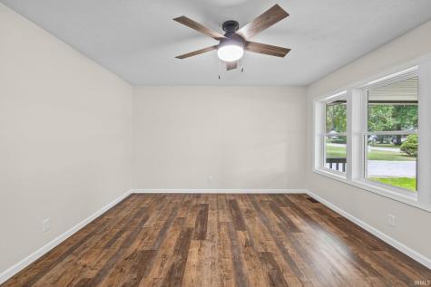 7060 W Crestwood Drive Delphi IN 46923