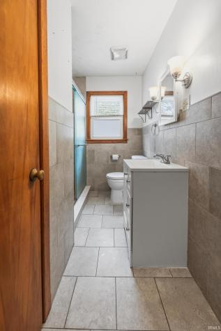 402 S Walnut Street Huntingburg IN 47542