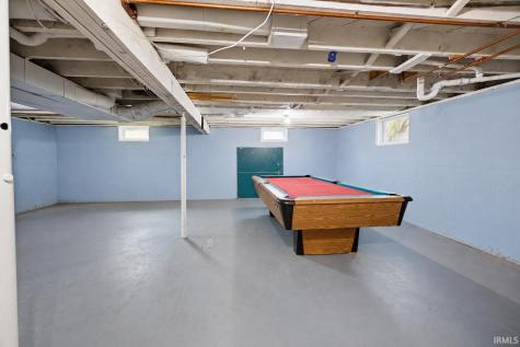402 S Walnut Street Huntingburg IN 47542