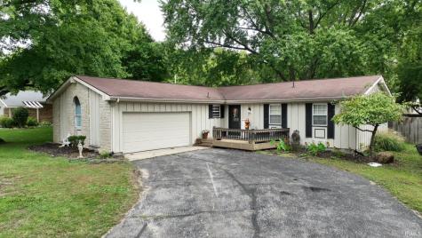 211 N Miller Manor Court Monticello IN 47960