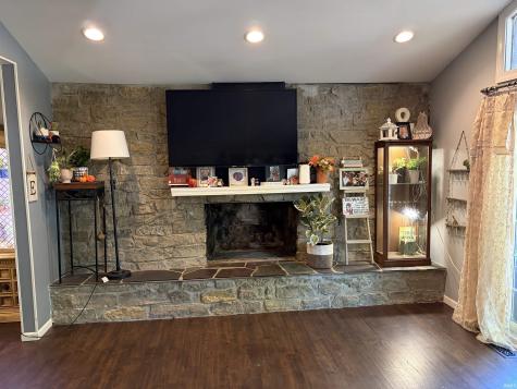 211 N Miller Manor Court Monticello IN 47960