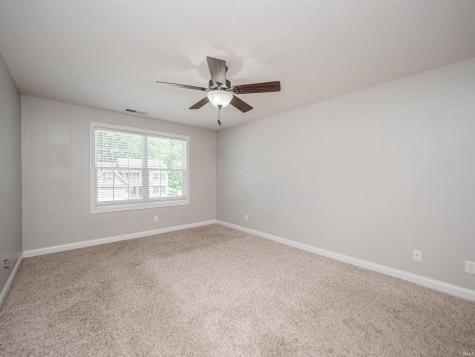 7537 Tia Court Evansville IN 47720