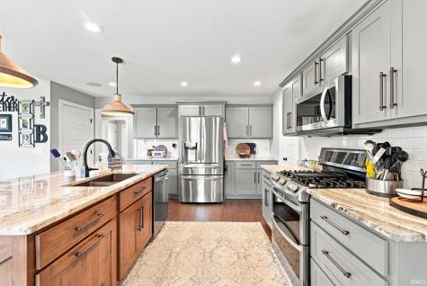 7474 Claypool Crossing Fort Wayne IN 46835