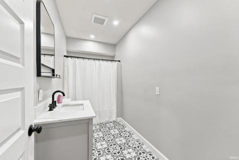 7474 Claypool Crossing Fort Wayne IN 46835